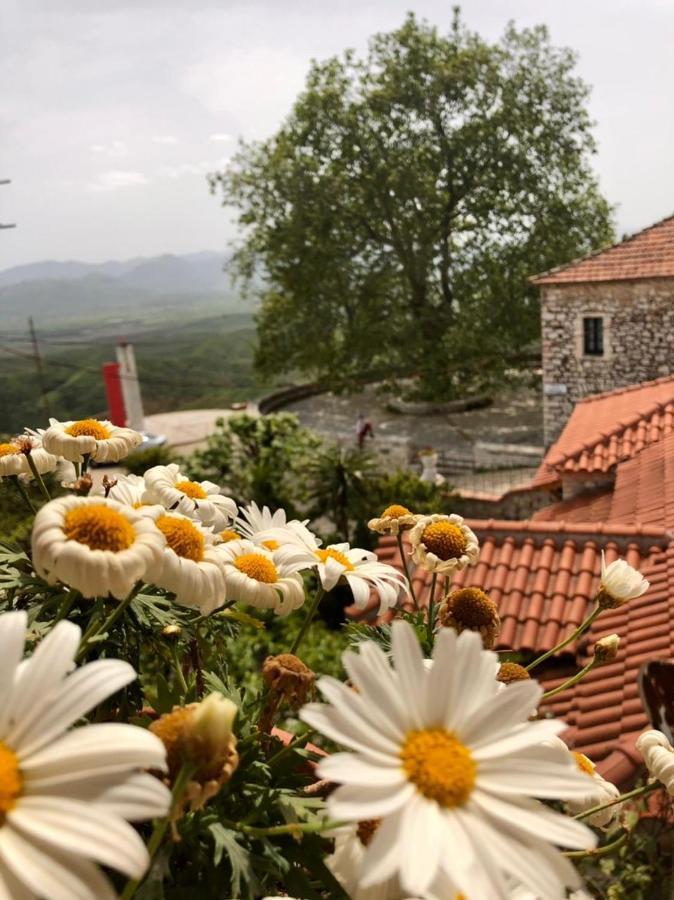 Villa Muzhaqi Nivice 外观 照片