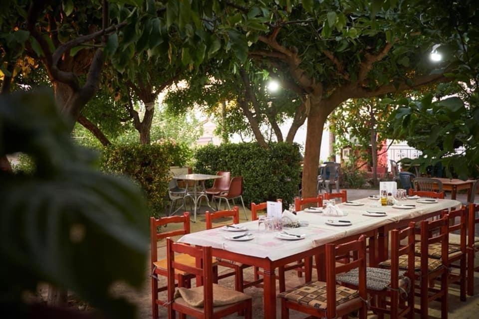 Villa Muzhaqi Nivice 外观 照片