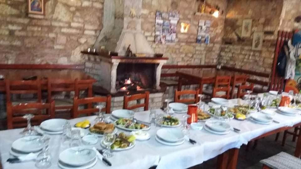 Villa Muzhaqi Nivice 外观 照片